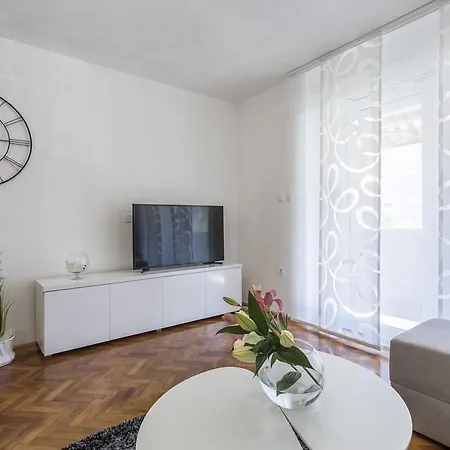 Apartman Seamusic 아파트
